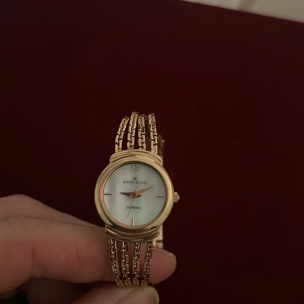 Lovely Vintage MOP Anne Klein Diamond Gold Watch